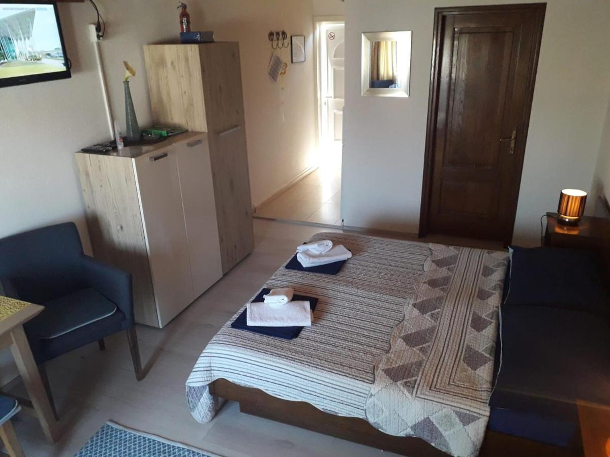 Apartments Carev 1293 Jezera Kültér fotó