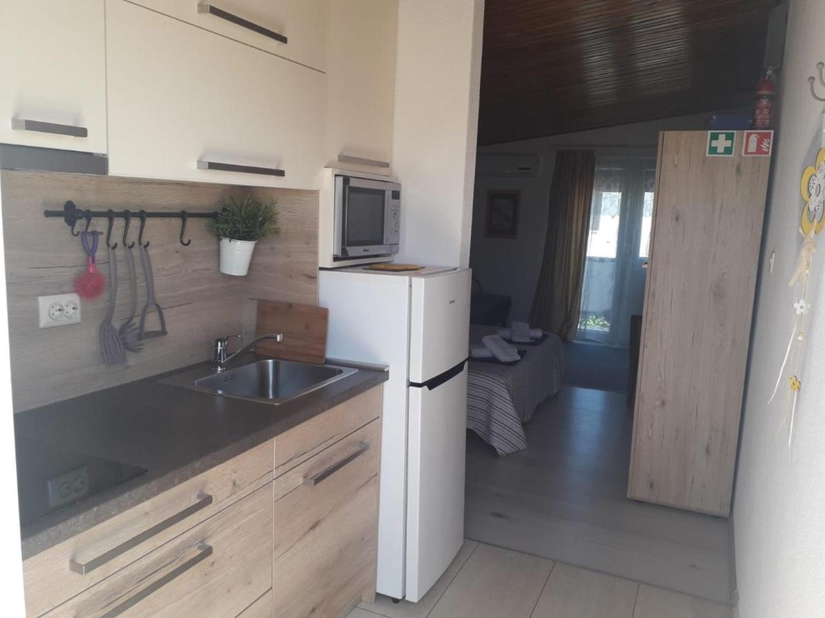 Apartments Carev 1293 Jezera Kültér fotó