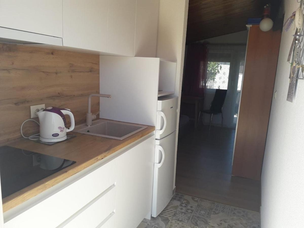 Apartments Carev 1293 Jezera Kültér fotó